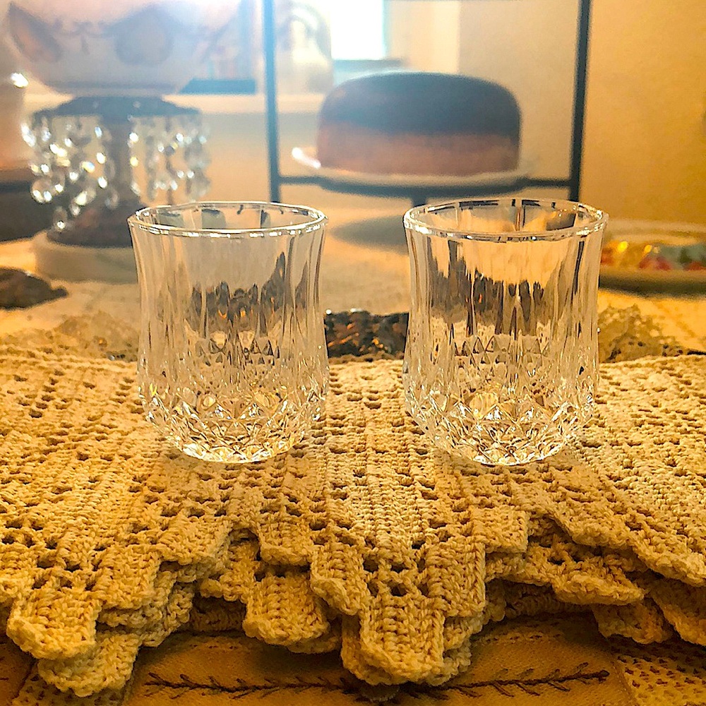 EUC- 2 Cristal d'Arques Longchamp Eclat Shot Glasses